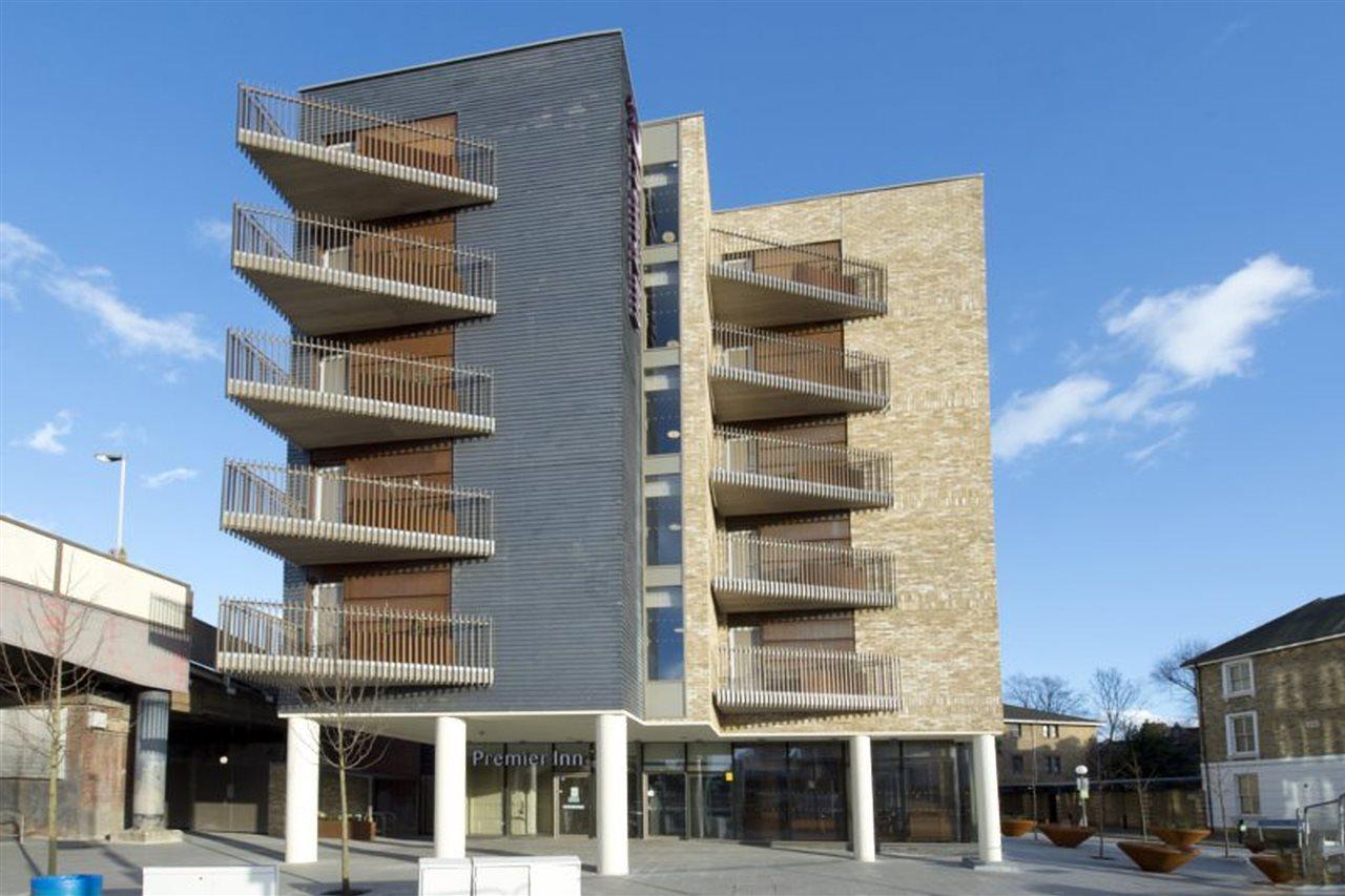 Premier Inn London Lewisham Exterior foto